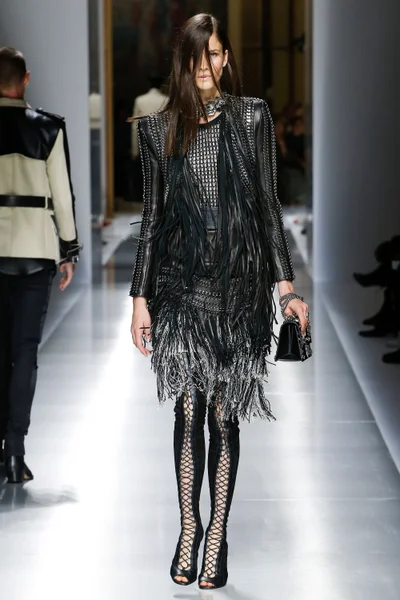 Look 46